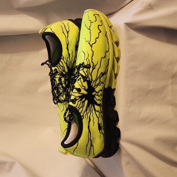 Bronax Men's Slip-On with laces Leisure Sneaker - Picture 7 of 14